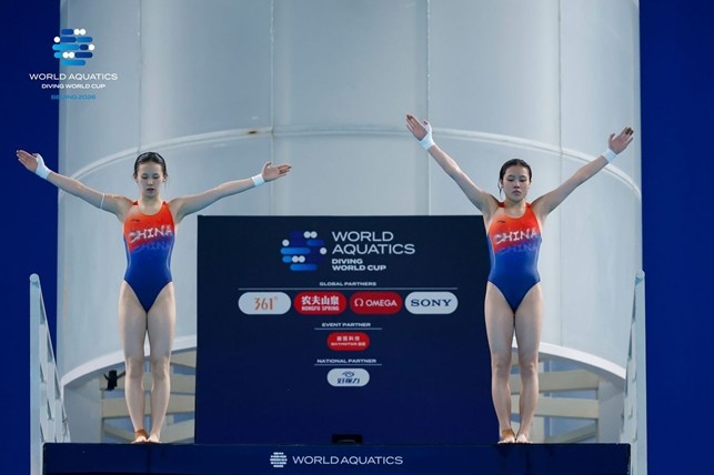 Yuxi Chen e Wei Lu