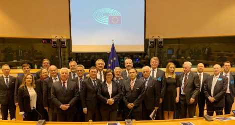 LEN AL PARLAMENTO EUROPEO