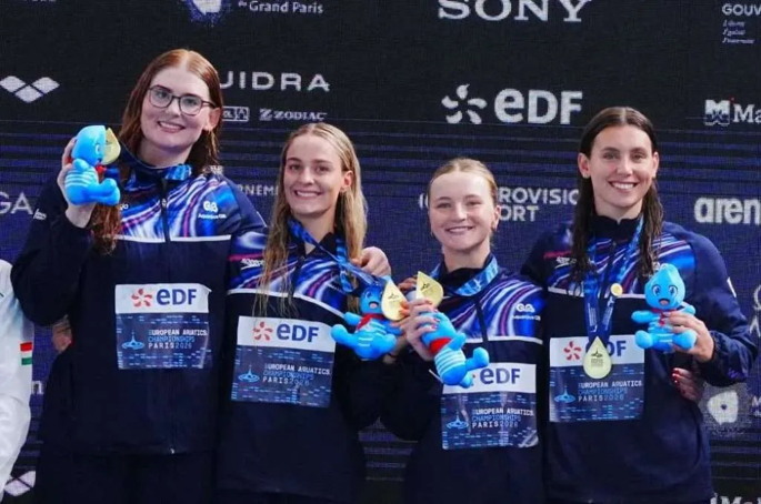 staffetta 4x200 sl femminile - gran bretagna staffetta 4x200 sl femminile - gran bretagna