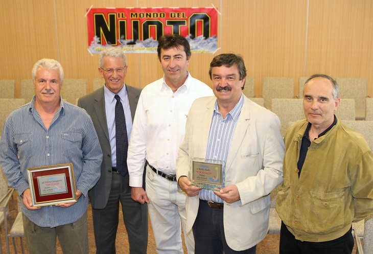 Castagnetti C. Cametti S. Cametti Rudic Nuvolari - Top Coach 2008 IL MONDO DEL NUOTO.jpg