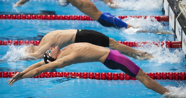 Simone Sabbioni alla partenza della 4x100 mista