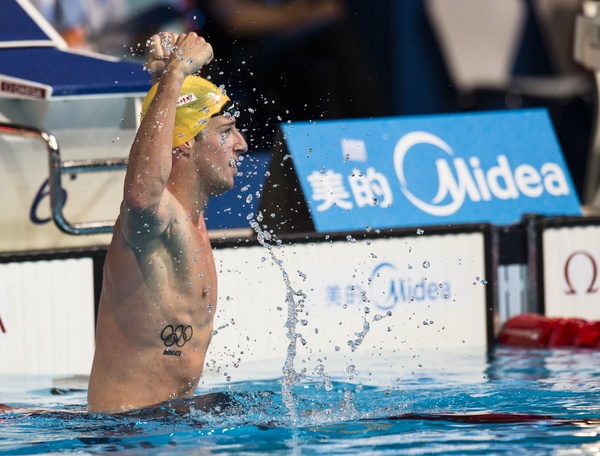 James Magnussen esulta: per la seconda volta in carriera è oro nei 100 stile libero ai Mondiali 