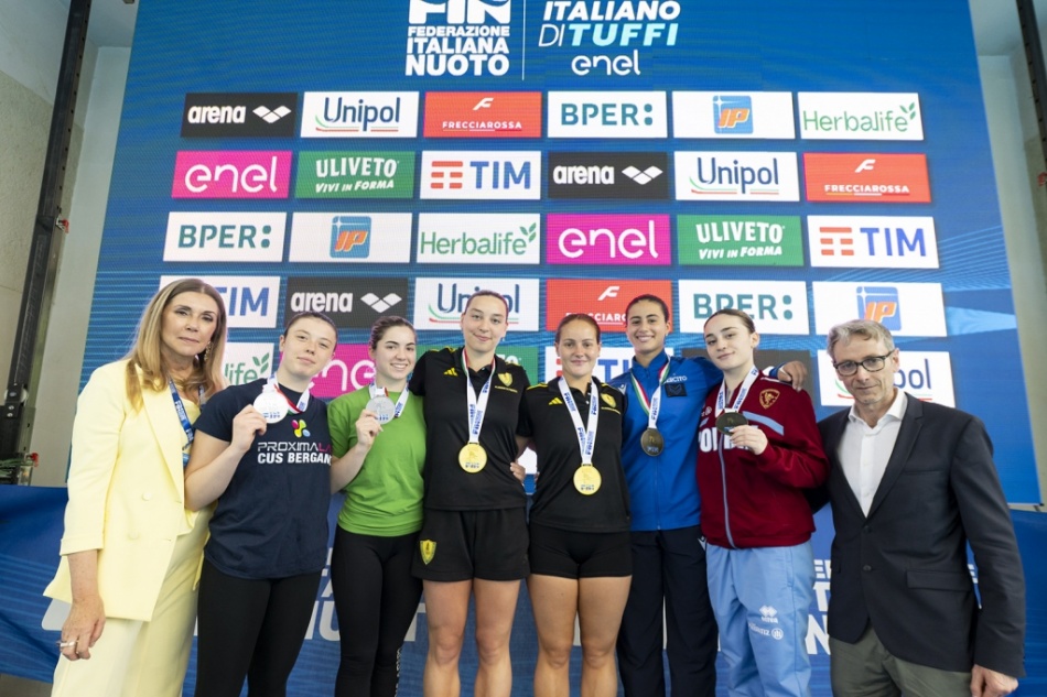 podio trampolino 3 mt sincro femminile