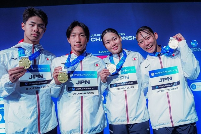 staffetta 4x100 mista mixed - giappone